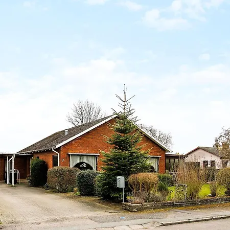 4-bedroom Family Villa, Bath Tub, Billiards, Piano, And Fun Board Games Βίλα *