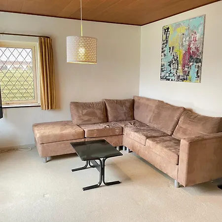 4-bedroom Family Villa, Bath Tub, Billiards, Piano, And Fun Board Games Villa Rødby