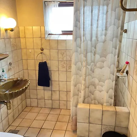 Villaer 4-bedroom Family Villa, Bath Tub, Billiards, Piano, And Fun Board Games Rødby