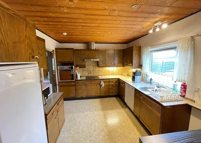 Premium Villa, Bath Tub, Billiards, Piano, And Fun Board Games *